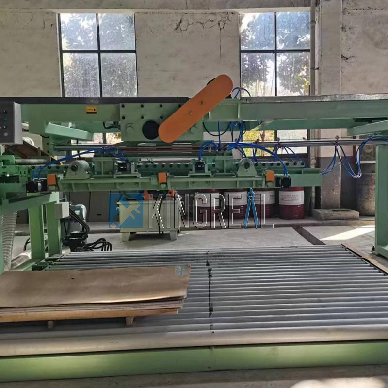 metal cut to length machine